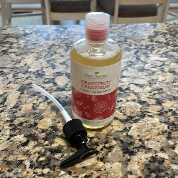 Liquid Hand Soap - Picture 2 of 4